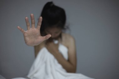 Kadınlara yönelik cinsel taciz ve şiddete son verme kavramı, tecavüz ve cinsel istismar kavramı, Kadınlara Karşı Şiddeti Önleme Uluslararası Günü.