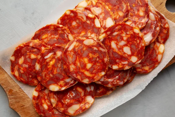 Spanish Chorizo Salami Sausage Rustic Wooden Board Gray Background Top — Stock Photo, Image