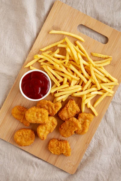 Chicken Nuggets Und Pommes Mit Ketchup Ready Eat Flache Lage — Stockfoto