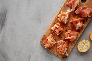 İştah açıcı Jamon Serrano Dilimleri Yemeye Hazır
