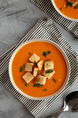 Ev yapımı kabak çorbası, en iyi manzara..