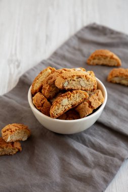 Ev yapımı Badem Cantuccini Kahvaltı İçin Hazır