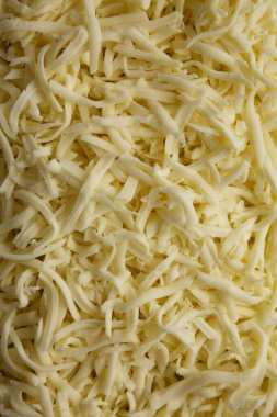 Parçalanmış Mozzarella peyniri, en iyi manzara. Yukarıdan, yukarıdan..