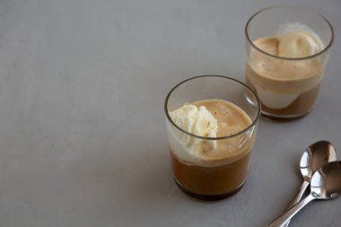 Ev yapımı Affogato Kahve Dondurması
