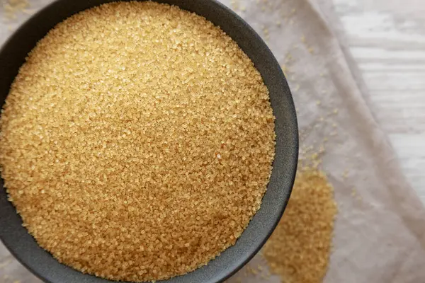 Organik Demerara Şeker Kasesi, üst manzara. 