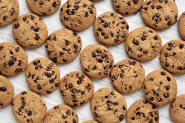 Ev yapımı çikolatalı kurabiyeler..