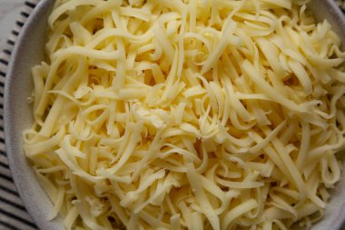 Organik Paramparça Mozzarella Peyniri, en iyi manzara. Yakın plan..