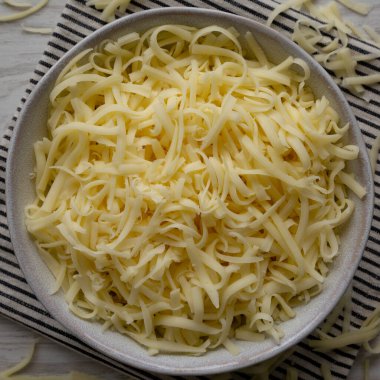 Organik Paramparça Mozzarella Peyniri, en iyi manzara. Yakın plan..