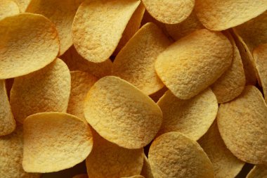 Pastırma aromalı patates cipsi..