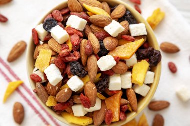 Sağlıklı Kurutulmuş Fruit ve Fındık Karıştırıcı. Yakın plan..