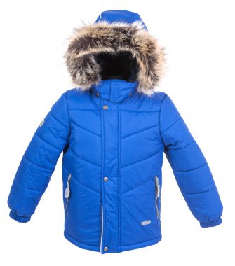 Çocuklar için şık kışlık kıyafetler. Beyaz arkaplanda mavi ceket