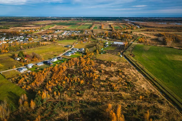 Drohnen Ansicht Des Hüttendorfes Herbstwald Luxusimmobilien — Stockfoto