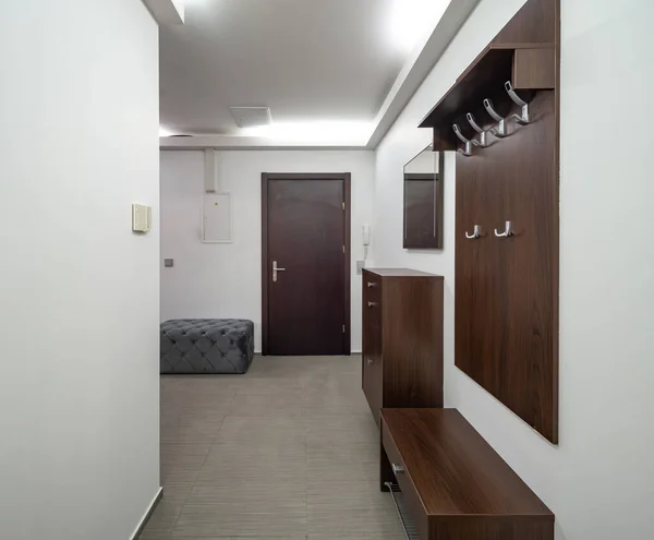 Interior Moderno Hall Entrada Apartamento Luxo Espelho Porta Deslizante Guarda — Fotografia de Stock