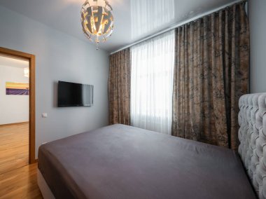 Modern bir yatak odası.