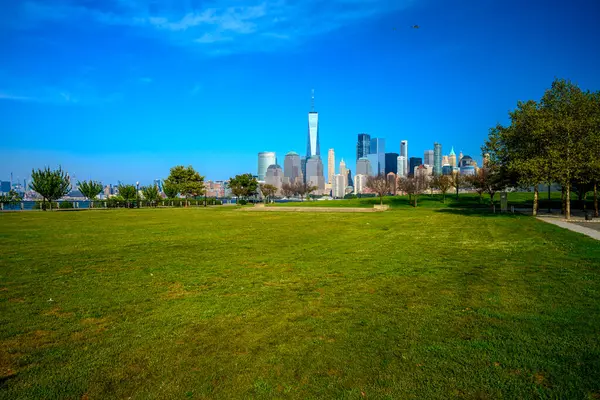 Liberty State Park 'tan New York Limanı, Manhattan ve Özgürlük Anıtı, Jersey City, NJ, ABD