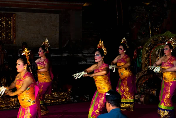 Ubud Bali Indonesia Marzo 2023 Tradicional Espectáculo Balinés Centro Ubud —  Fotos de Stock