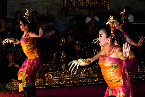 Ubud Bali Indonesia Marzo 2023 Tradicional Espectáculo Balinés Centro Ubud — Foto de Stock