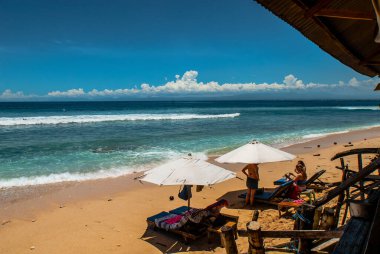 Canggu 'da plaj, Bali Adası, Endonezya.