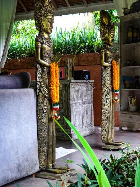 Bronzen Beelden Een Villa Canngu Bali Indonesië Sluiten — Stockfoto
