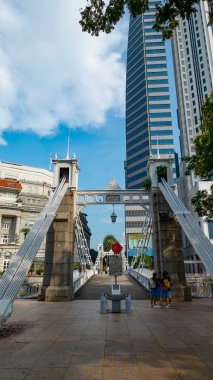 Singapore, April 2024 : Cavenagh Bridge, Singapore River clipart