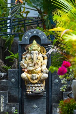 Bali MARCH 2024 - Endonezya, Bali 'de Ganesh hindu tanrı taşı heykeli