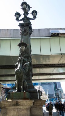 JAPAN, TOKYO Nisan 2024: Sakura, kiraz çiçekleri Ginza Sakura Dori Caddesi, Ginza Bölgesi, Tokyo, Japonya