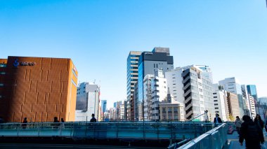 Japonca, TOKYO Nisan 2024: Tokyo, Japonya 'da inşa ve gökdelen