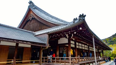 Japonca, KYOTO Nisan 2024: Arashiyama, Kyoto, Japonya 'daki Tenryu-ji Tapınağı