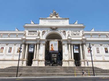 Palazzo delle Esposizioni, İtalya 'nın başkenti Roma' da bulunan bir neoklasik sergi salonu, kültür merkezi ve müzedir..
