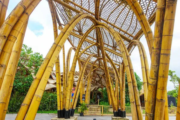 Nuanu Yaratıcı Şehir, Ağustos 2025, Bali, Endonezya. Nuanu, Endonezya 'nın Bali kentinde 44 hektarlık bir yaratıcı şehir..       