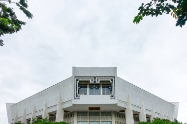 Ho Chi Minh Müzesi, Hanoi, Vietnam. Müze Vietnam Başkanı Ho Chi Minh 'e ve Vietnam' ın yabancı güçlere karşı devrimci mücadelesine adanmıştır. Müze, Başkan Ho Chi Min 'in mozolesinin mimari topluluğunun bir parçasıdır.