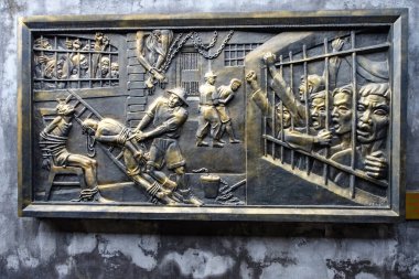 Hoa Lo Hapishanesi, Maison Centrale Hapishanesi, Hanoi, Vietnam 'da işkence ve gaddarlık göstergesi. Temmuz 2025                               