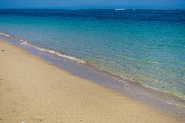 Gili Trawangan, Endonezya 'daki güzel tropik plaj, Temmuz 2025. Gili Trawangan 'da çoğunluğu Müslüman olan müezzinin sesi günün her saatine damgasını vuruyor..