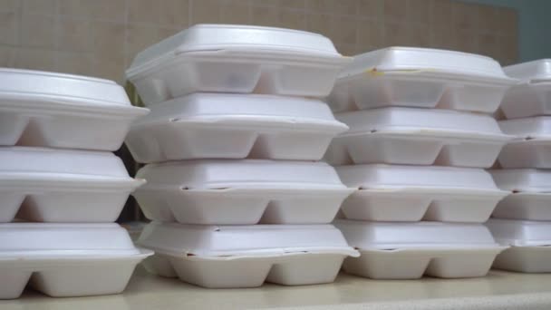 持ち帰り用の弁当 オンライン注文 使い捨ての食事準備容器 高品質4K映像 — ストック動画