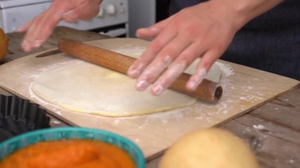 Torta Abóbora Cozinhando Para Dia Ação Graças Imagens Fullhd Alta — Vídeo de Stock