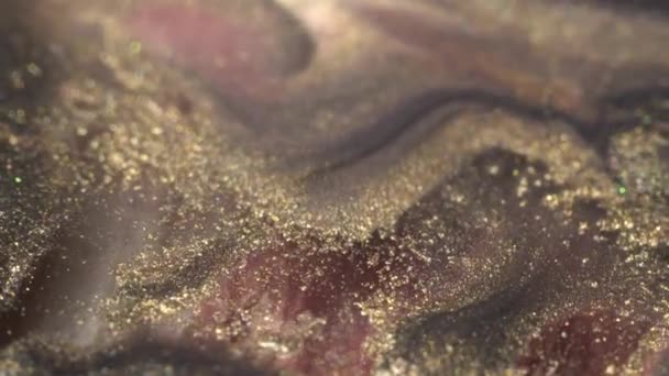 Holografische Make Cosmetica Textuur Macro Vloeibare Glitter Goud Roze Inkt — Stockvideo