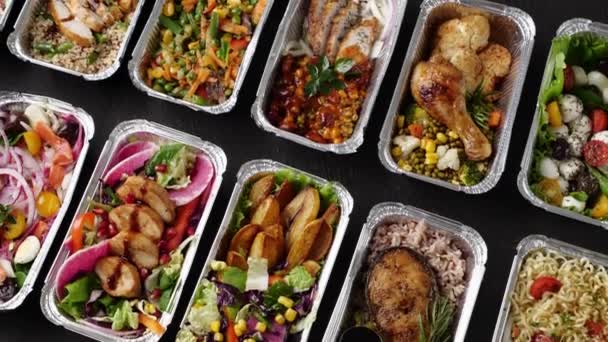Ramadan Family Iftar Boxes Takeaway Iftar Box Hot Iftar Meals — Stockvideo