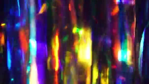 光学光折射 光线穿过棱镜的侧面 产生重复的闪光亮点和彩虹色 仙女圣诞灯火通明高质量的4K镜头 — 图库视频影像