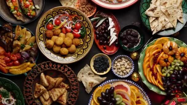 Vaření Sdílení Těší Tradiční Eid Kuchyně Vysoce Kvalitní Záběry — Stock video