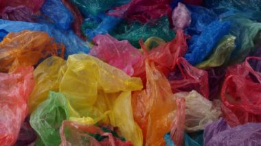 Tek kullanımlık plastik torbalar. Plastik Bakkal Poşetleri ve Çevre. Yüksek kalite 4k görüntü