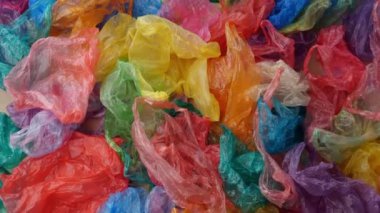 Plastik poşetleri geri dönüşüm ve yeniden kullanma. Yüksek kalite 4k görüntü