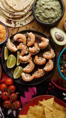 Fajitalar, dürüm olarak buğday tortillaları. Yüksek kalite 4k görüntü