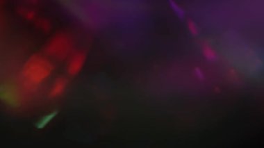 Görüntü düzenleme için soyut ışık notlamasının arka planında ışık sızıntısı ve parlak ışınlarla animasyon geçiş efekti. Işık parlamaları ve parlak ışık sızıntıları muhteşem bir geçiş yaratıyor.. 