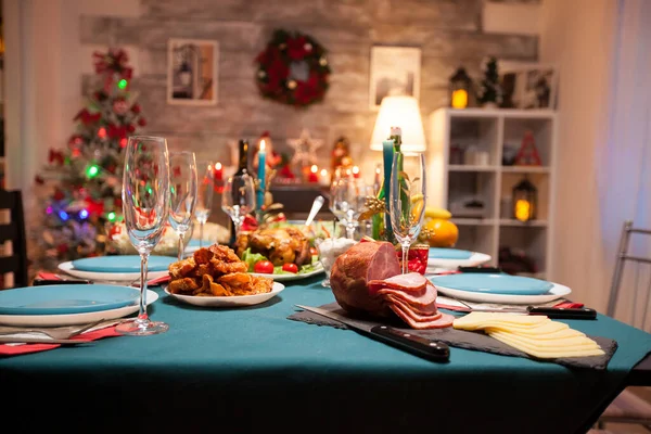 Традиційна Святкова Вечеря Столі Святкування Різдва — стокове фото