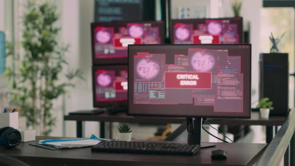 Computers Tonen Kritische Foutmelding Knipperen Het Scherm Omgaan Met Hacken — Stockvideo