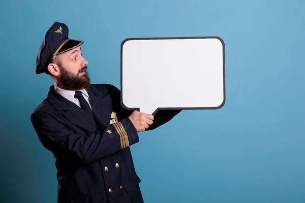 Surprised Airplane Capitan Holding White Empty Speech Bubble Copy Space — Stock Photo, Image