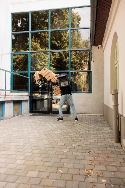 Deliveryman Dropping Pizza Boxes Huge Pile Back View Clumsy Courier — Stockfoto