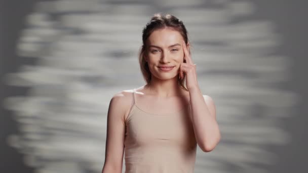 Beautiful Radiant Girl Natural Glowing Look Posing Positive Appearance Camera — Αρχείο Βίντεο