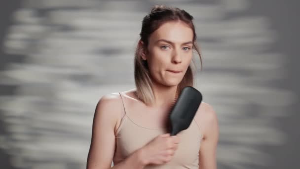 Positive Confident Person Holding Hair Brush Sing Having Fun Studio — Αρχείο Βίντεο