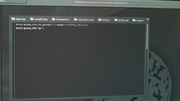 Monitor Van Software Ontwikkelaar Typen Programmeertaal Html Script Tekst Van — Stockvideo